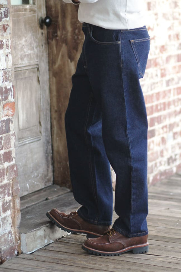 Gusset Relaxed Fit Jeans - Industrie Blau
